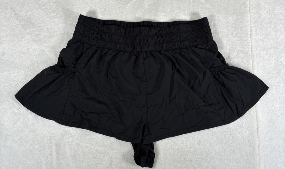 FP(Freepeople)Movement Get Your Flirt On Smocked Waist Black Shorts Size LgChrty